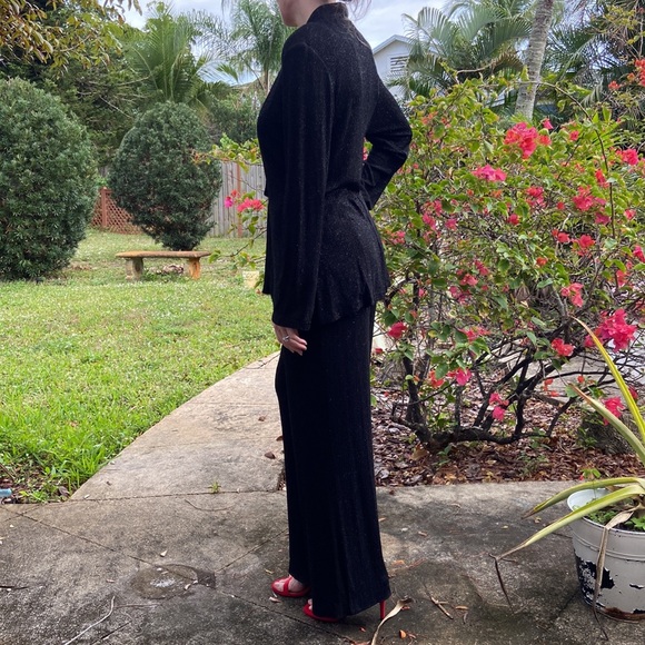 Veronique Young Vintage Black Sparkle Two Piece One Button Jacket and Pants Set! - Picture 2 of 10